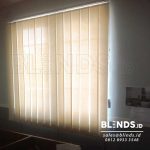 Kantor Nyaman Dengan Vertical Blinds Solar Screen Menteng