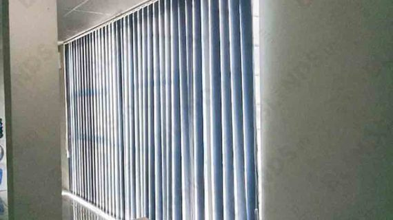 Contoh Vertical Blinds Blackout Navy Blue Di Kebon Nanas