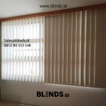 Toko Vertical Blinds Blackout Sp 6045-6 krem Iskandar Muda Neglasari Tangerang